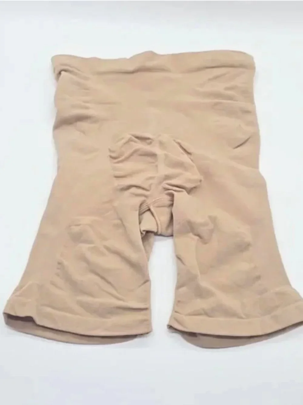 SKIMS Seamless Sculpt Mid Thigh Short Small
